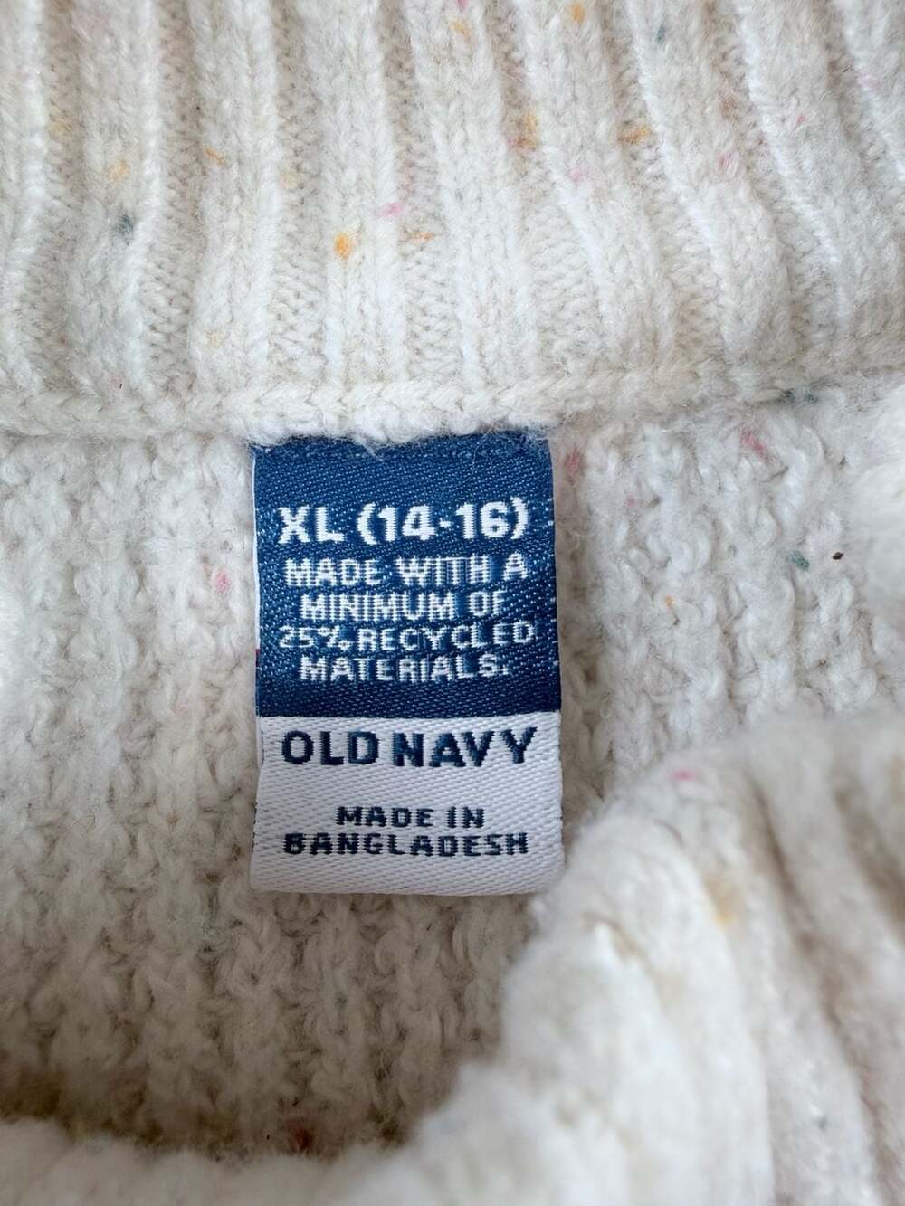 Old Navy XL (14-16) Cream Textured Waffle Knit Mock Neck Sweater - Picture 2 of 6